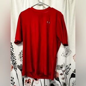 Mens Under Armour heat gear t shirt, size L